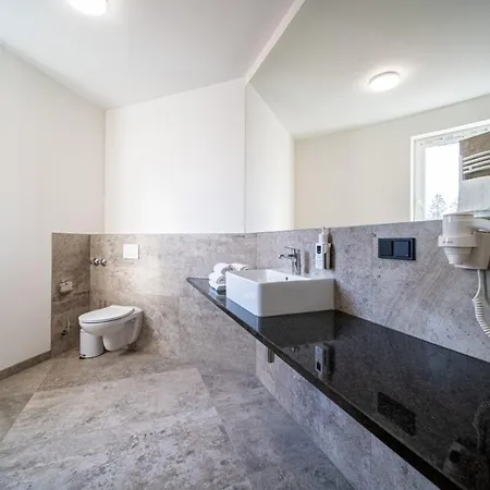 Ee Bed & Breakfast Kassel